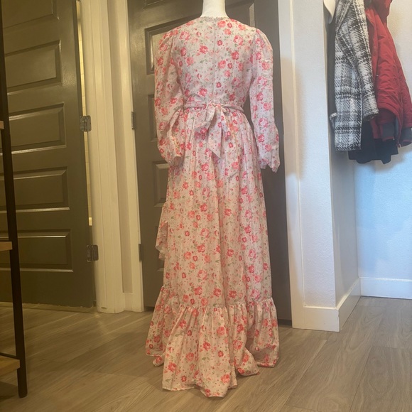 Ivy City Co Mi Amor Dress in Pink Floral - Picture 2 of 3